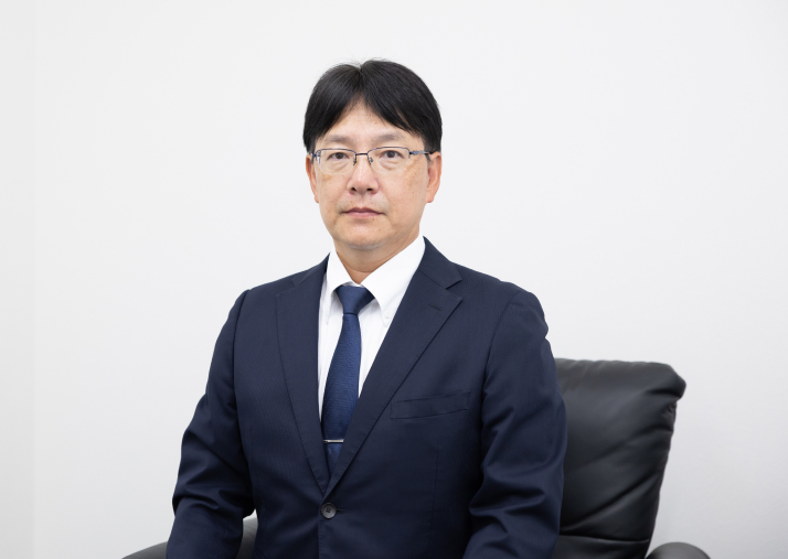 代表取締役社長　森本真輔